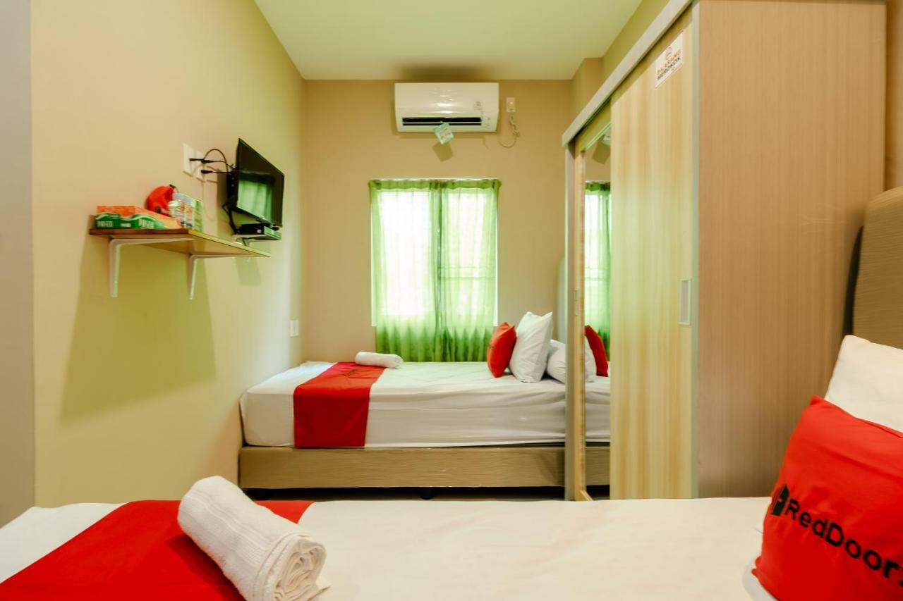 RedDoorz Syariah @ Panglima Polem Aceh Hotel Banda Aceh Bagian luar foto